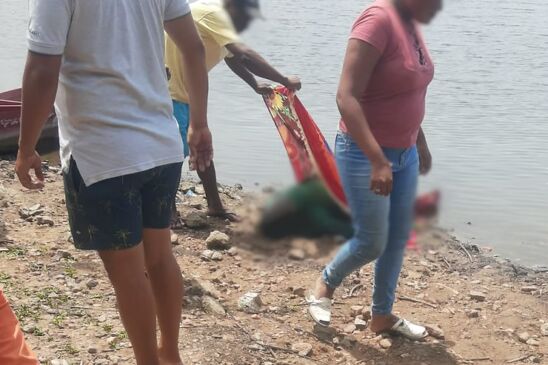 c3f36f_6db6fad5ccb94553b54b655dc8181376mv2