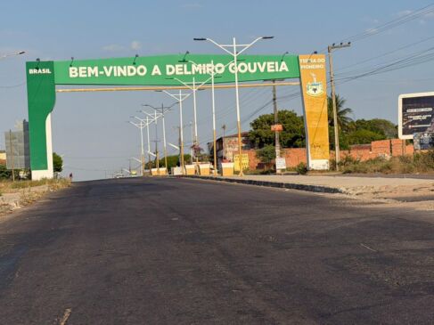 DELMIRO ENTRADA AL